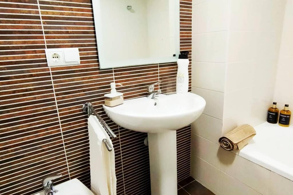 Donoso Cortes Apartment - אליקאנטה מראה חיצוני תמונה